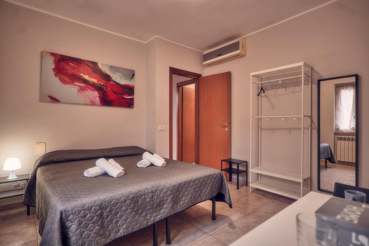 Travelershome Ciampino 170 Station Street Kültér fotó