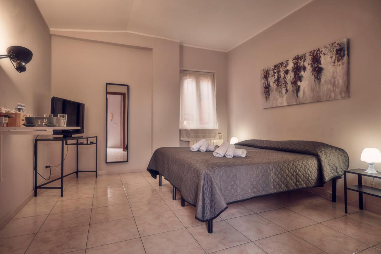Travelershome Ciampino 170 Station Street Kültér fotó