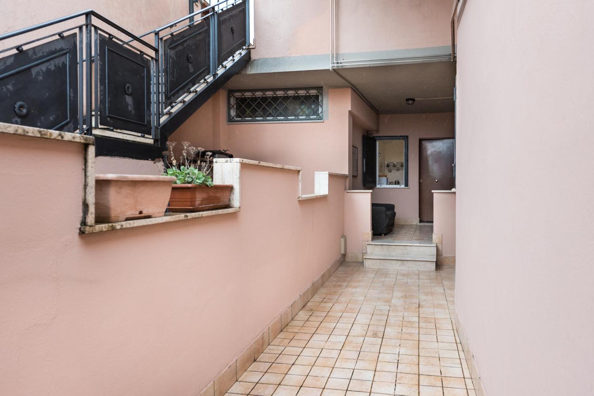 Travelershome Ciampino 170 Station Street Kültér fotó
